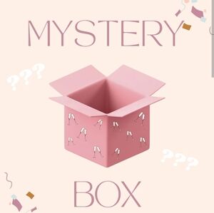 Mystery Box with Pink Sweet 16 Decor